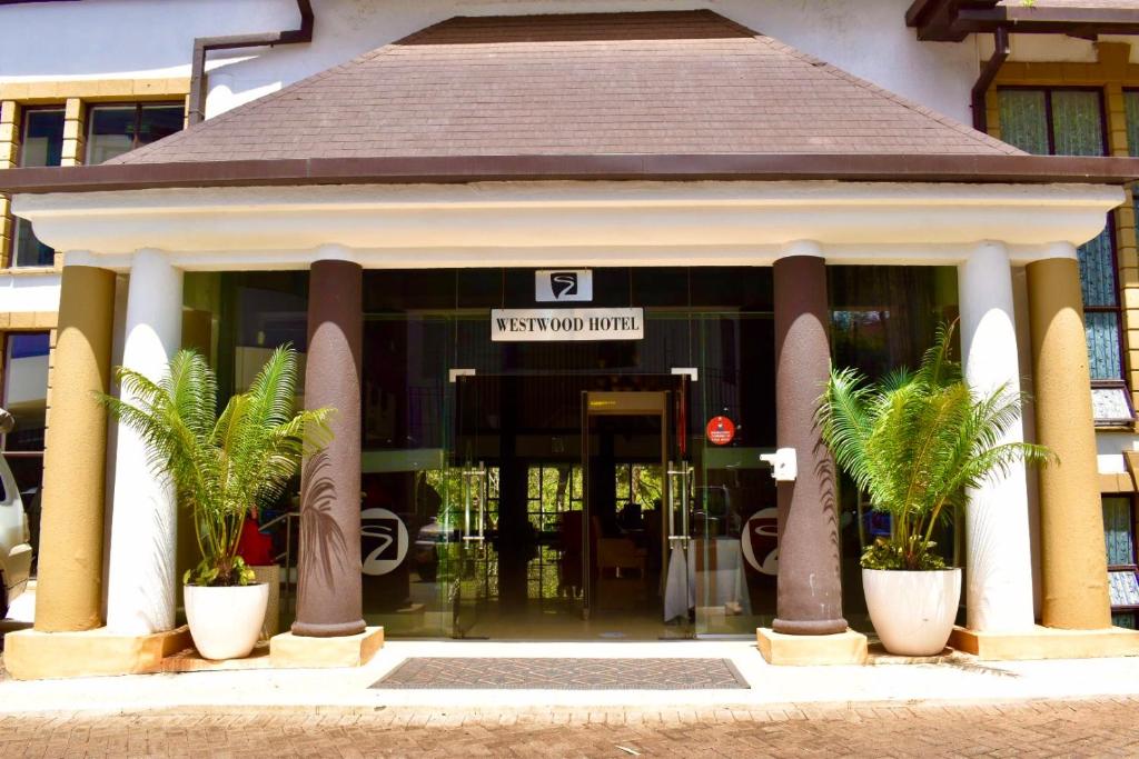 WestWood Hotel