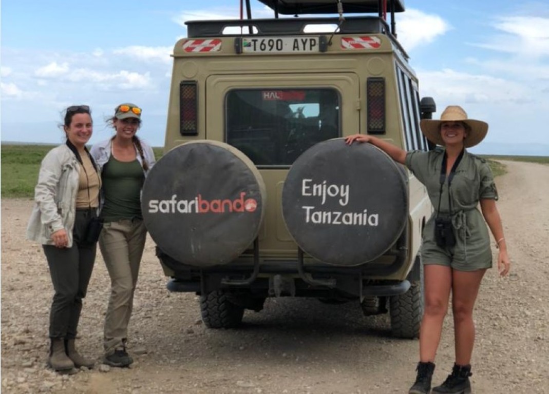 What To Pack & Wear In Tanzania For Wildlife Safari & Beach Travels
